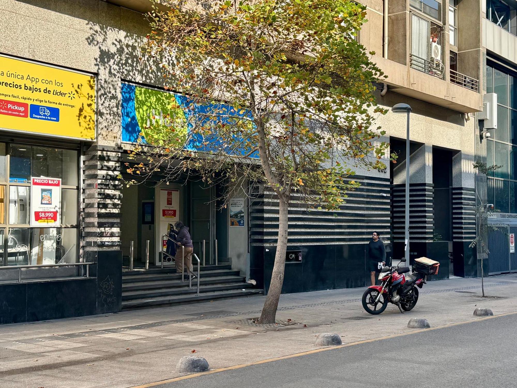 Alto Depto Merced 562, Santiago